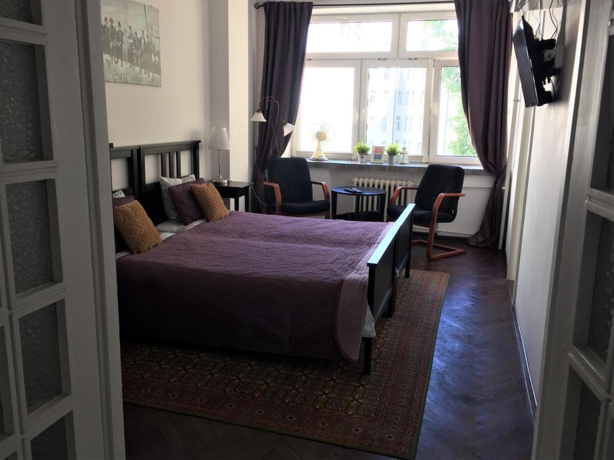Fiesta Apartament Warsawa Bagian luar foto