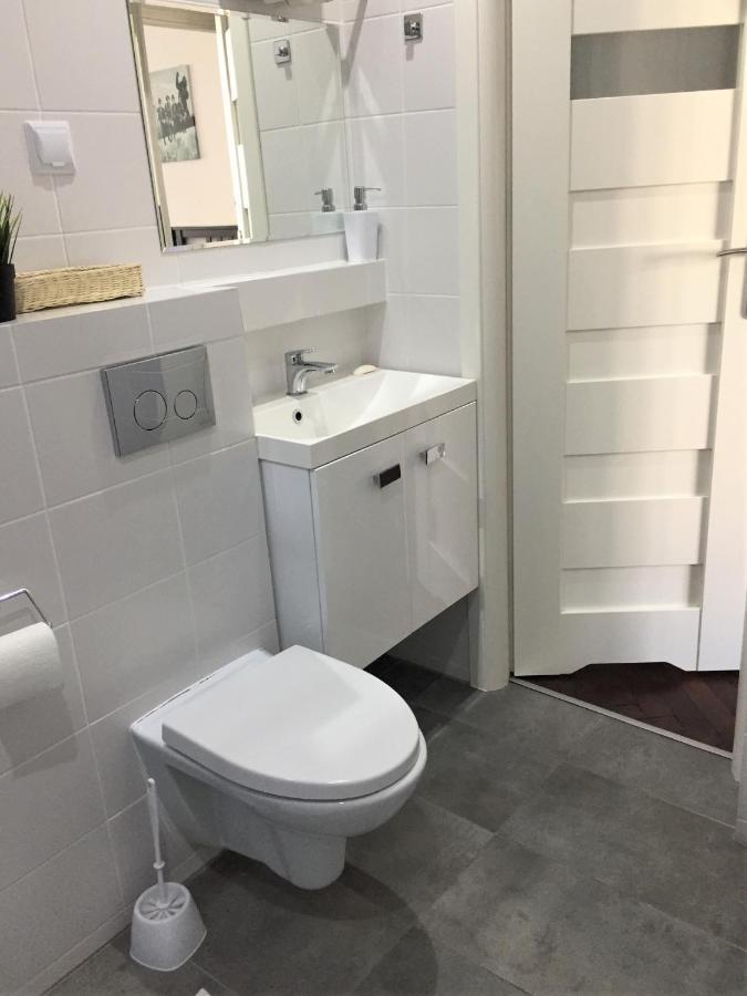 Fiesta Apartament Warsawa Bagian luar foto
