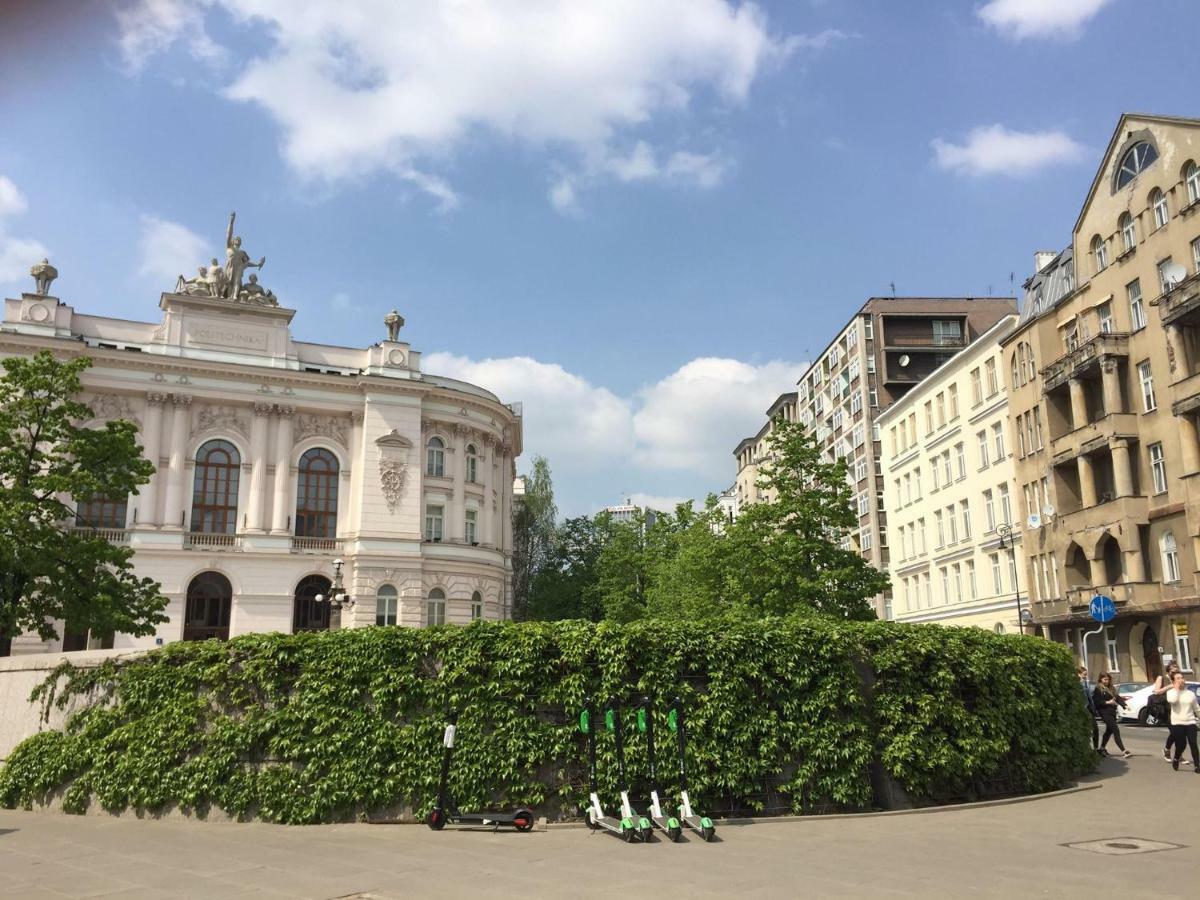 Fiesta Apartament Warsawa Bagian luar foto
